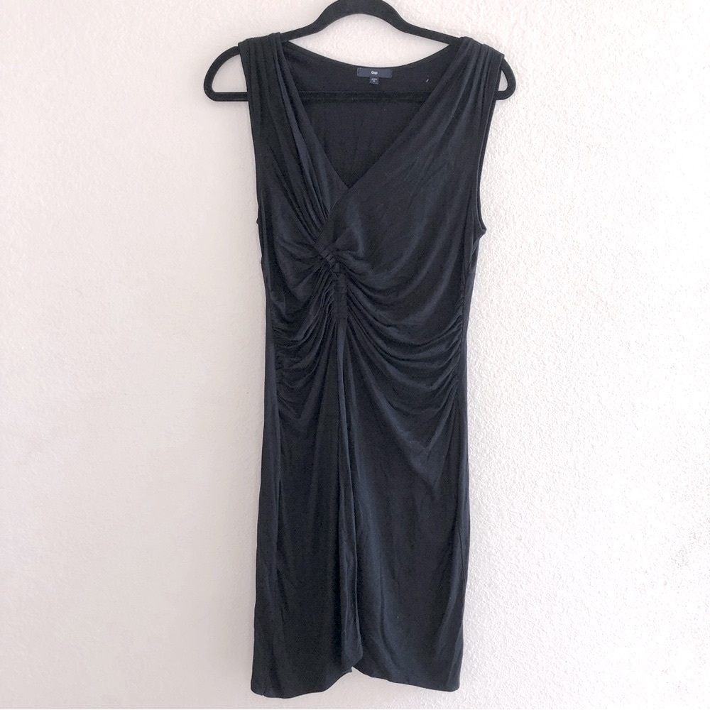 Gap black dress size M